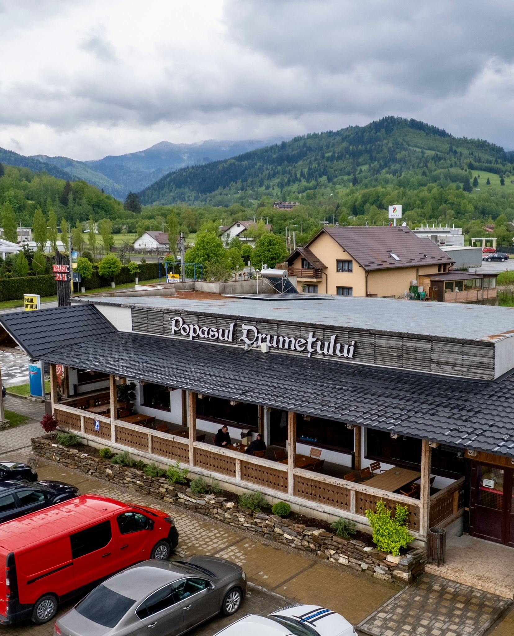 Popasul Drumețului - Restaurant tradițional românesc în Câmpulung Moldovenesc, Bucovina